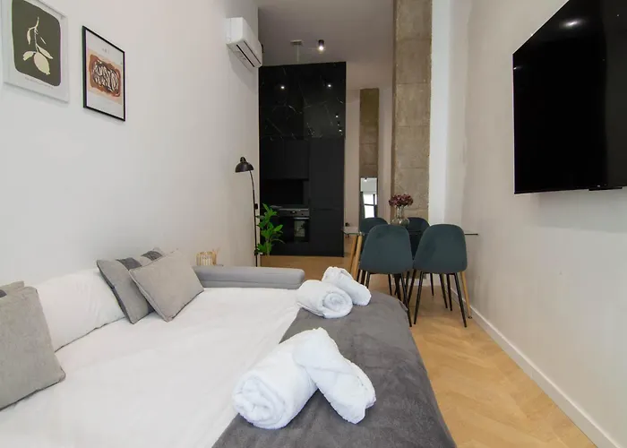 Luxe In - Dichtbij Apartament